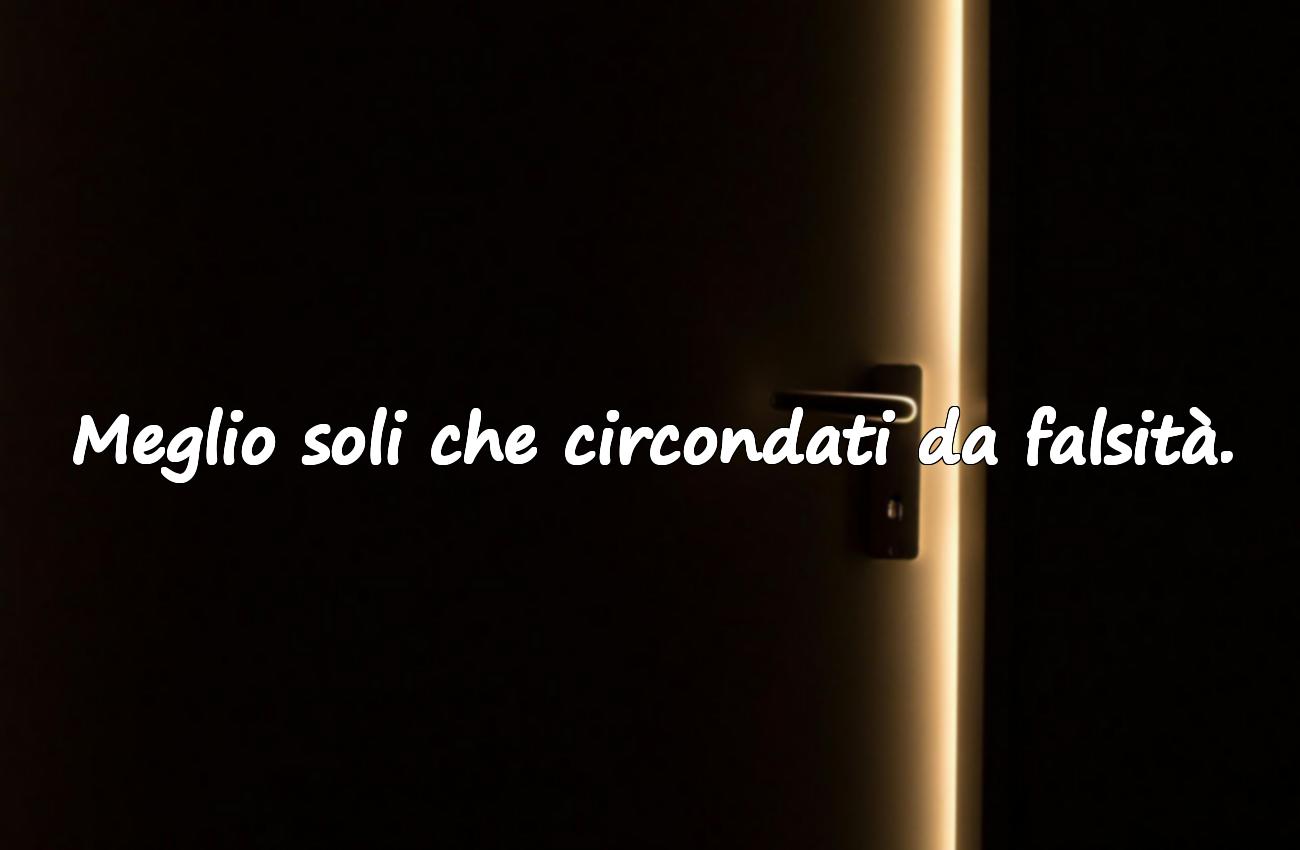 frasi di amicizia falsa